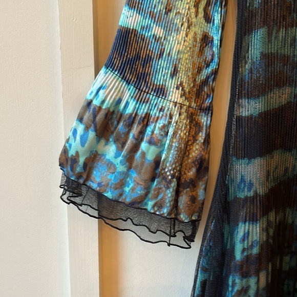 Rossi Roma Snake Print Pleated Tunic Dress - Picture 3 of 5